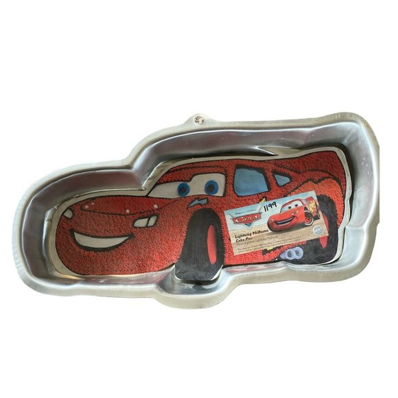 WILTON CAKE PAN CARS 2105-6400 CHINA 1992 DISNEY - Picture 1 of 2